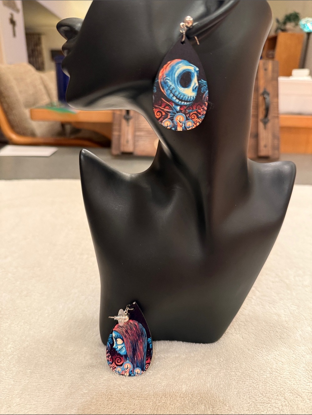 Dia de Muertos Teardrop Skull & Floral Print Dangle Earrings - Blue & Orange